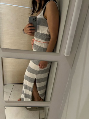 Gray and white long dress size s/m like new, mako fabric
