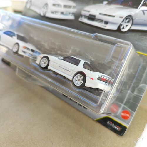 Hot Wheels Premium 2-Pack Toyota Chaser JZX 100 & 1989 Toyota Supra