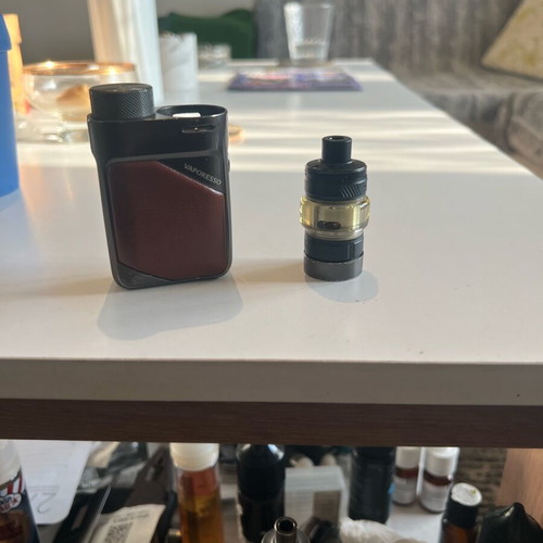 Vaporeso Swag PX 80 e-cigarette used with Innokin atomizer