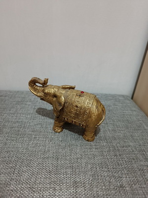 Elephant decorative figurine like new, 12 cm long, 8 cm high