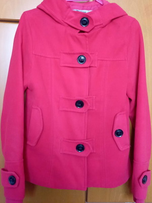 Montgomery red Stradivarius size M like new