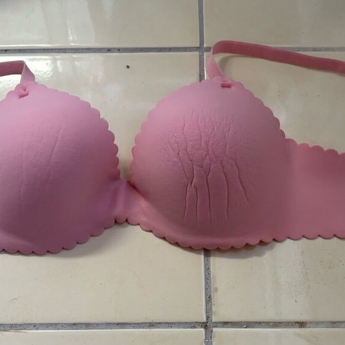 Pink seamless bra 75 B used