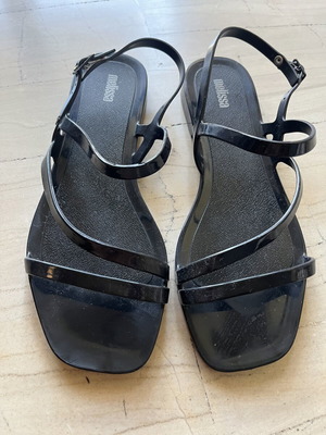 Melissa original sandals used, sizes 40-40.5, firming smell