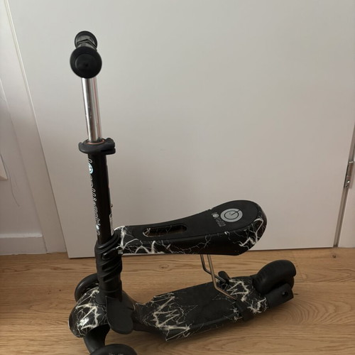2-in-1 children's scooter