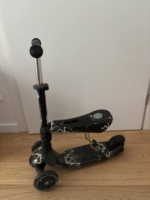 2-in-1 children's scooter