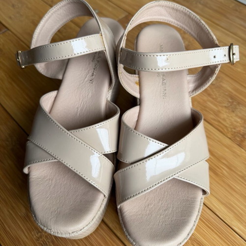 Mariella Fabiani platform sandals beige size 36 like new