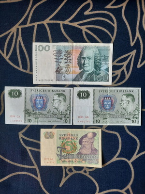 Sweden collectible banknotes - 5, 10 & 100 kronor