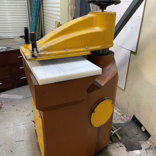 Silpa cutting press used, professional hydraulic