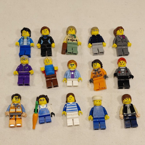 Genuine LEGO minifigures, pack