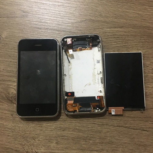 iPhone 3GS parts used, all together