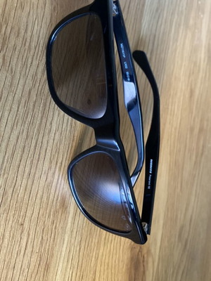 Moritz sunglasses like new, black