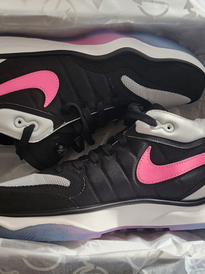 Nike Air Zoom GT Hustle 2 new basketball shoes size 45 black