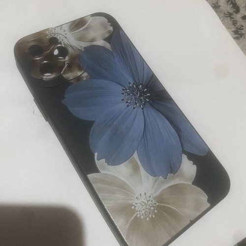 IPhone 11 Pro case with flower design