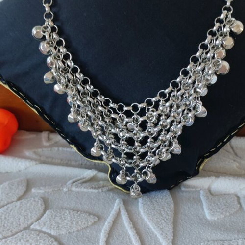 Faux Bijoux Necklace Silver with Rhinestones New