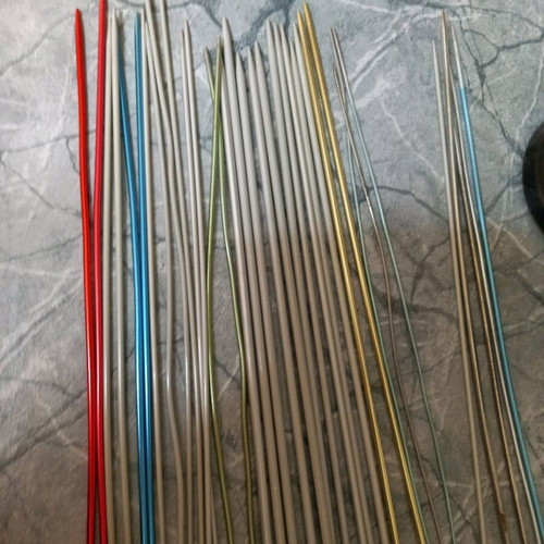 Knitting needles like new, set of 34 pieces, inox and others