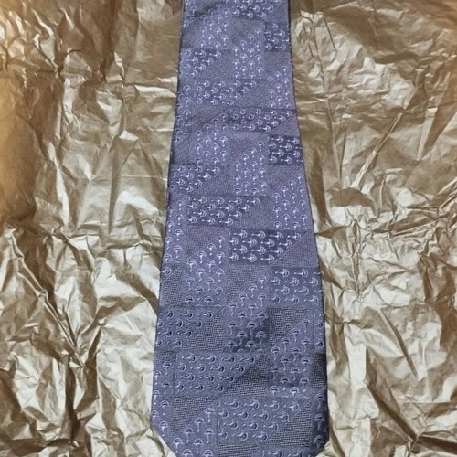 Gucci Silk tie new, purple