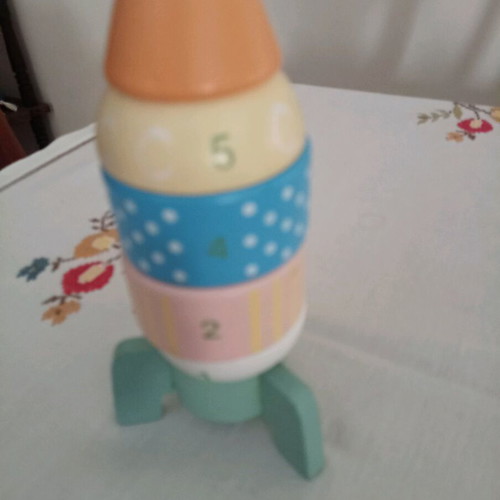 Wooden rocket toy used, assembly with numbers, missing number 3