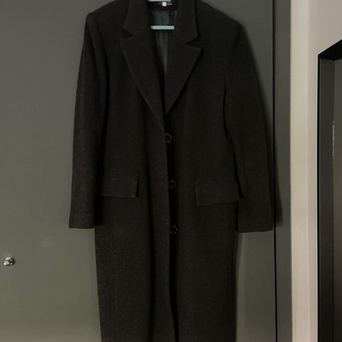Bellina Fashion coat like new with padded shoulders