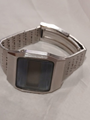 Seiko 0432-4000 Japan wristwatch used, for repair or parts