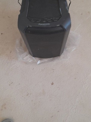 Panasonic-Party Boombox SC-TMAX5 stereo speaker new