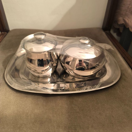 Silver-plated serving containers set with tray new