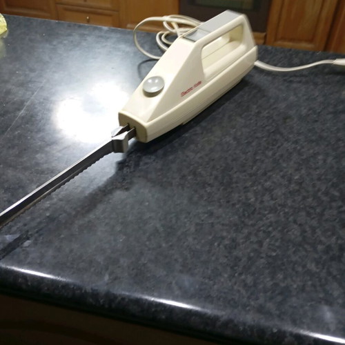 Electric knife like new