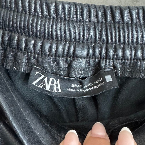 Leather pants Zara like new, black, elastic waist, size XS