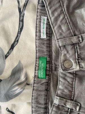 United Colors of Benetton silver jeans like new, size XS