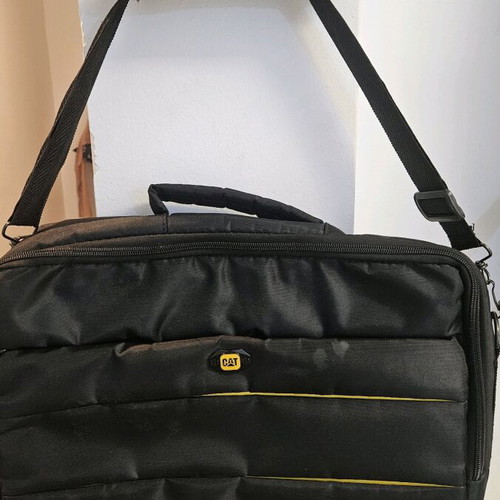 Laptop bag CAT like new, black with 3-way carry