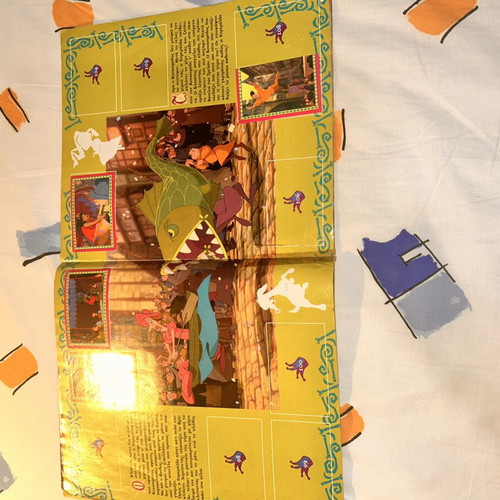 The Hunchback of Notre Dame Panini Disney album used, 20 stickers attached