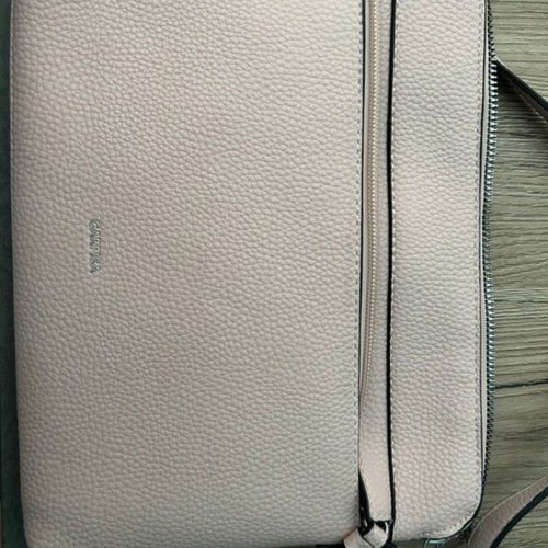 Carpisa crossbody bag pink like new women's light pink