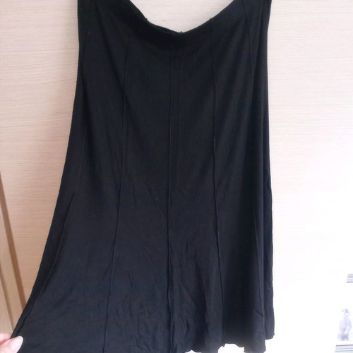 Black midi mako skirt used, size m/l, flared