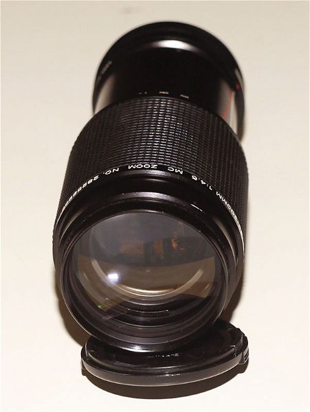  fakos Vivitar, me montoura Canon FD, zoom 80 - 200mm F/ 4,5 - 32, Multi coated