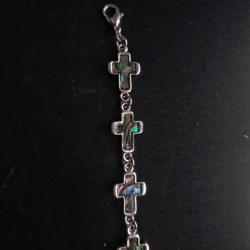 Bracelet crosses new