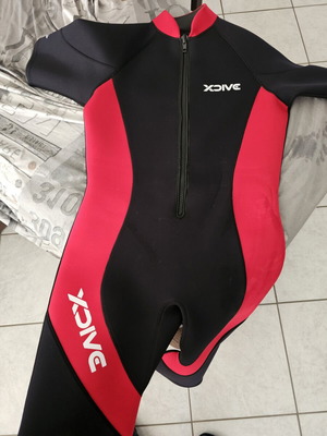 Xdive wetsuit 2 XL 3mm like new