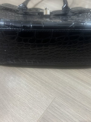 Handbag used, black with multiple inner pockets