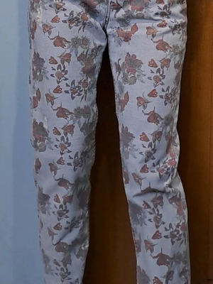 Zara Trafaluc Floral Baggy Jeans like new, multicolor, size S