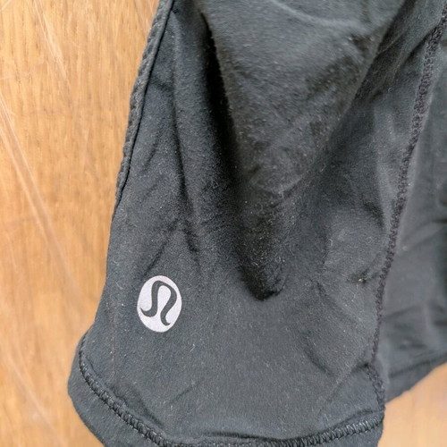 Lululemon skirt and tights like new