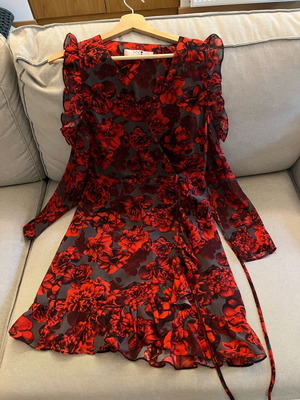 My T dress new, red, size S with shoulder cutouts