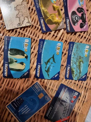 Collectible phone cards like new, pack of 8 pieces