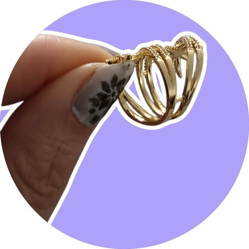 Gold plated ring new with small sparkling rhinestones, size 6
