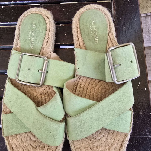 Sandals used, size 37, green slippers