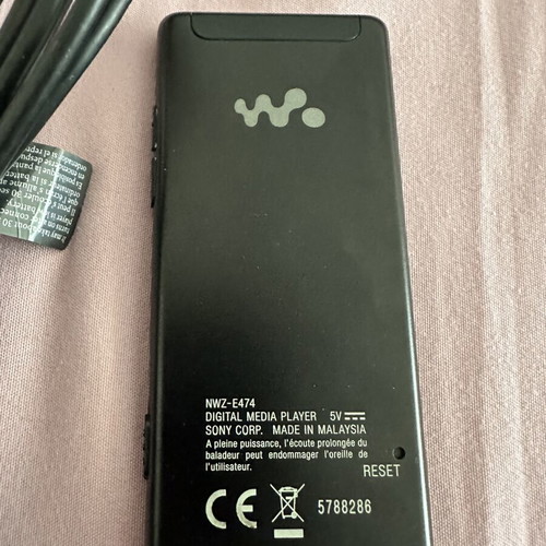 Sony NWZ-E474 8GB Digital Media Player