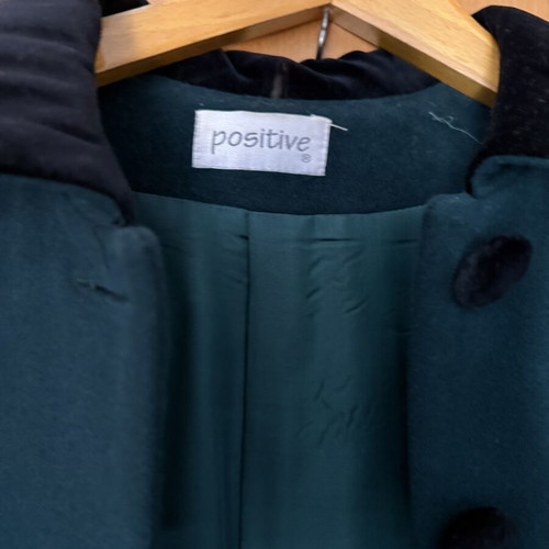 Coat like new, green cypress, size L