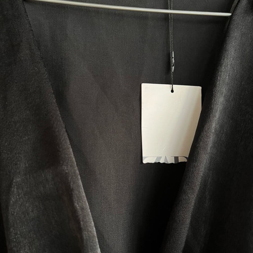 Zara long sleeve black top brand new, size large