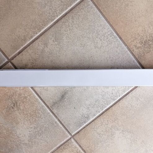 Enje light filtering roller blind new, white