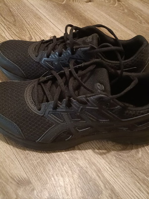 Asics Jolt 3 Men's Athletic Shoes new, size 44.5, black