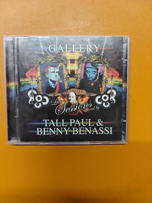 The Gallery Live Sessions 2CD like new, electronic music