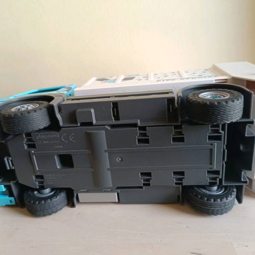 Playmobil City Services like new with working beacon and batteries