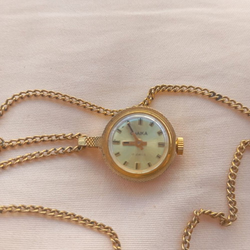 Chaika women's winding pendant watch like new, made in USSR